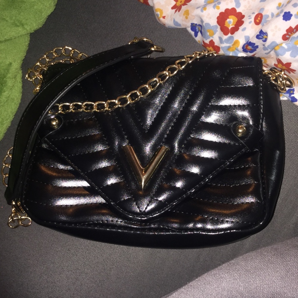 Black purse
